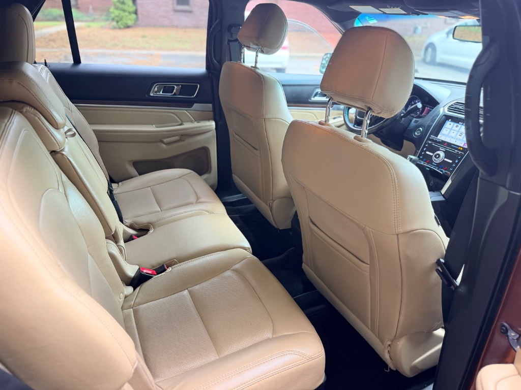 2017 Ford Explorer - $5,875