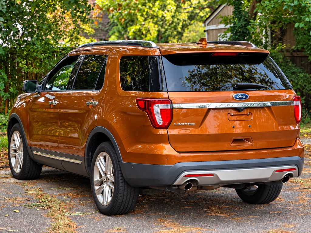 2017 Ford Explorer - $5,875