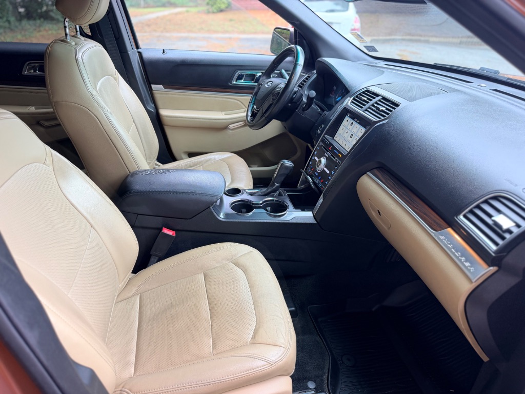 2017 Ford Explorer - $5,875
