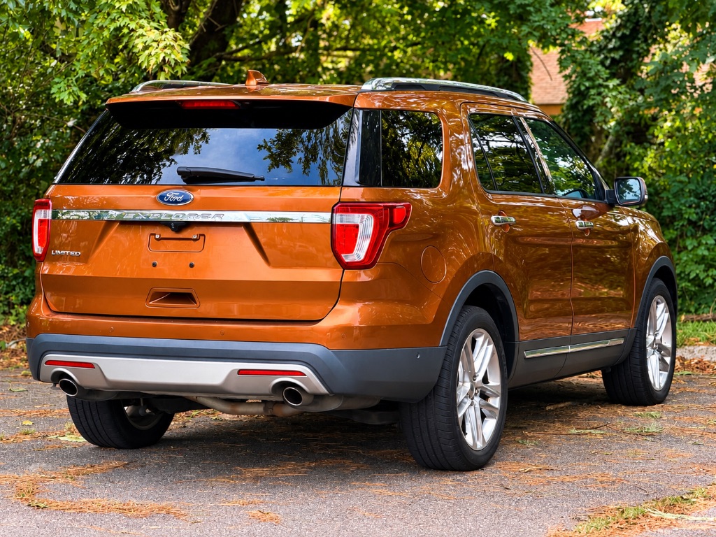2017 Ford Explorer - $5,875