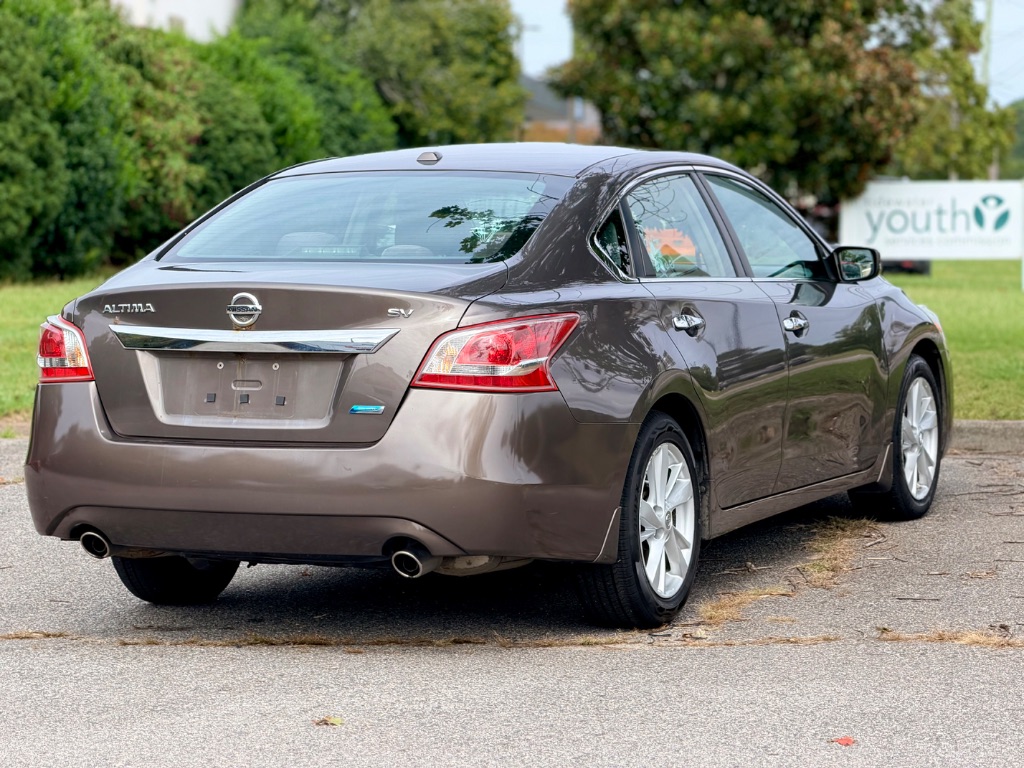 2013 Nissan Altima - $6,100