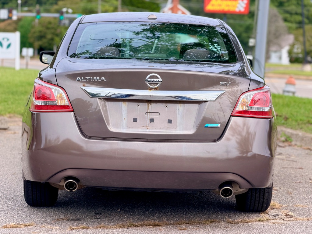 2013 Nissan Altima - $6,100
