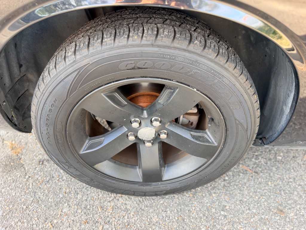 2013 Dodge Challenger - $8,499