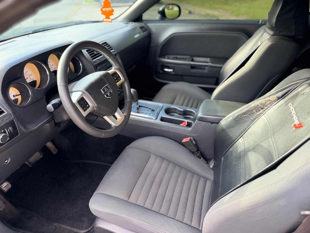 2013 Dodge Challenger - $8,499