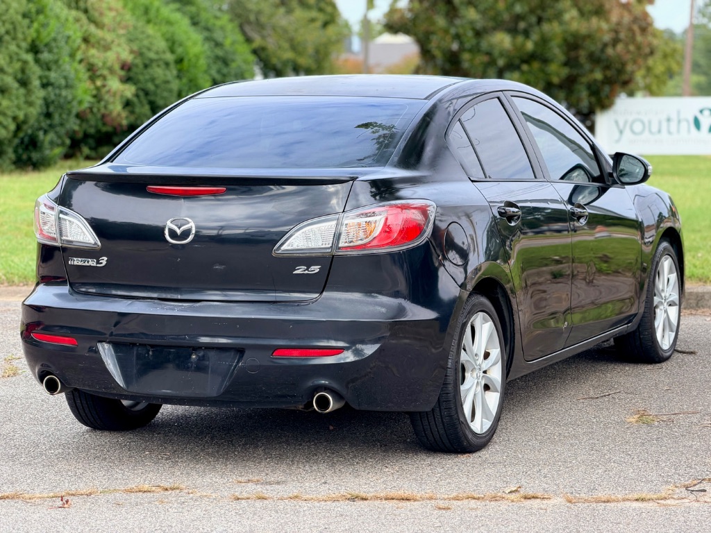 2010 MAZDA MAZDA3 - $4,875
