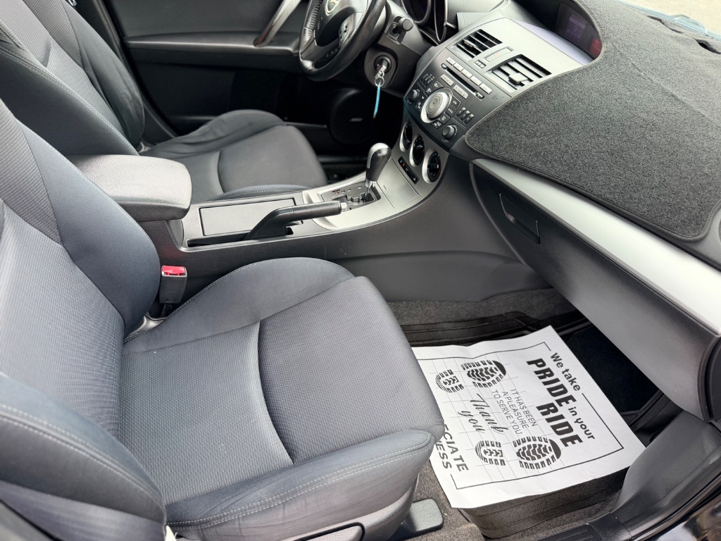 2010 MAZDA MAZDA3 - $4,875