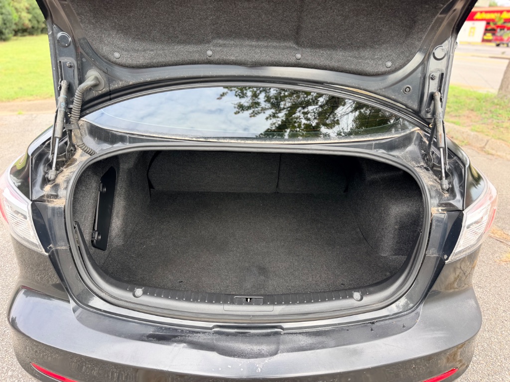 2010 MAZDA MAZDA3 - $4,875