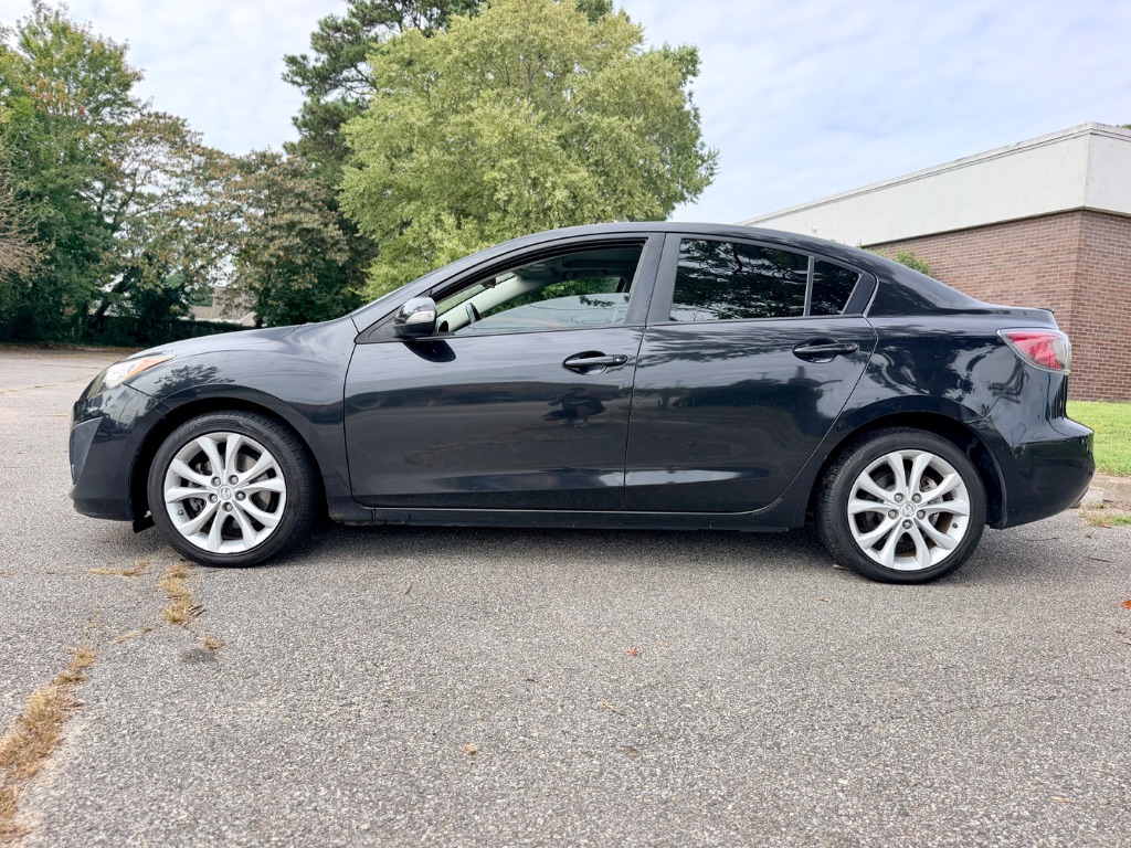 2010 MAZDA MAZDA3 - $4,875