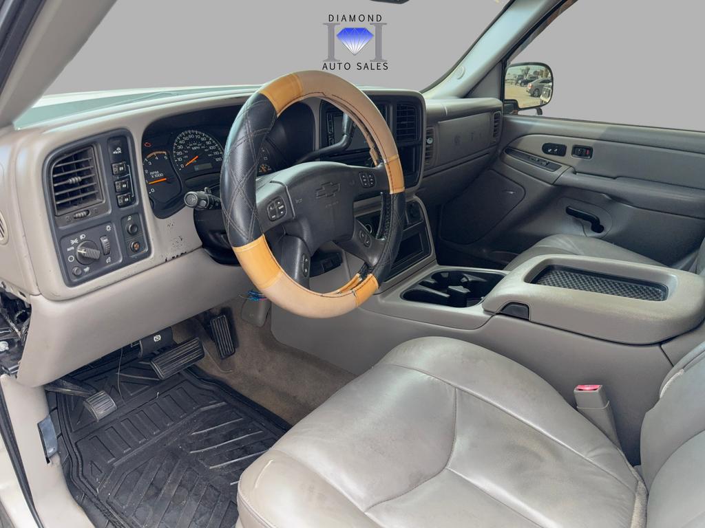 2005 Chevrolet Silverado - $16,990