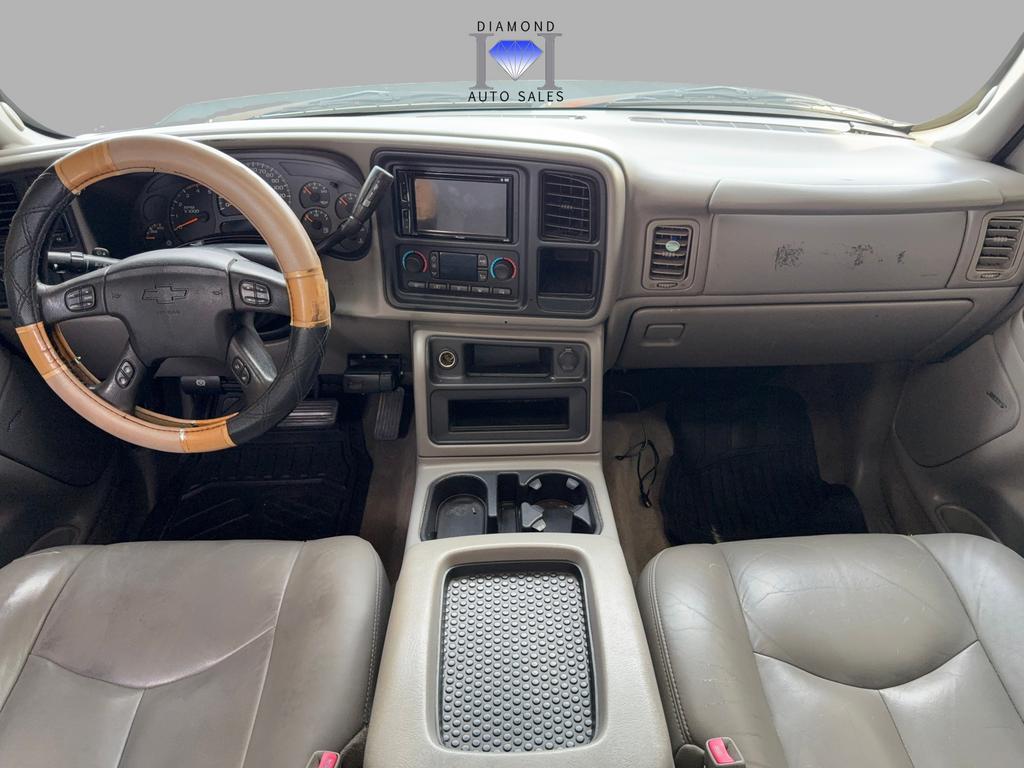 2005 Chevrolet Silverado - $16,990