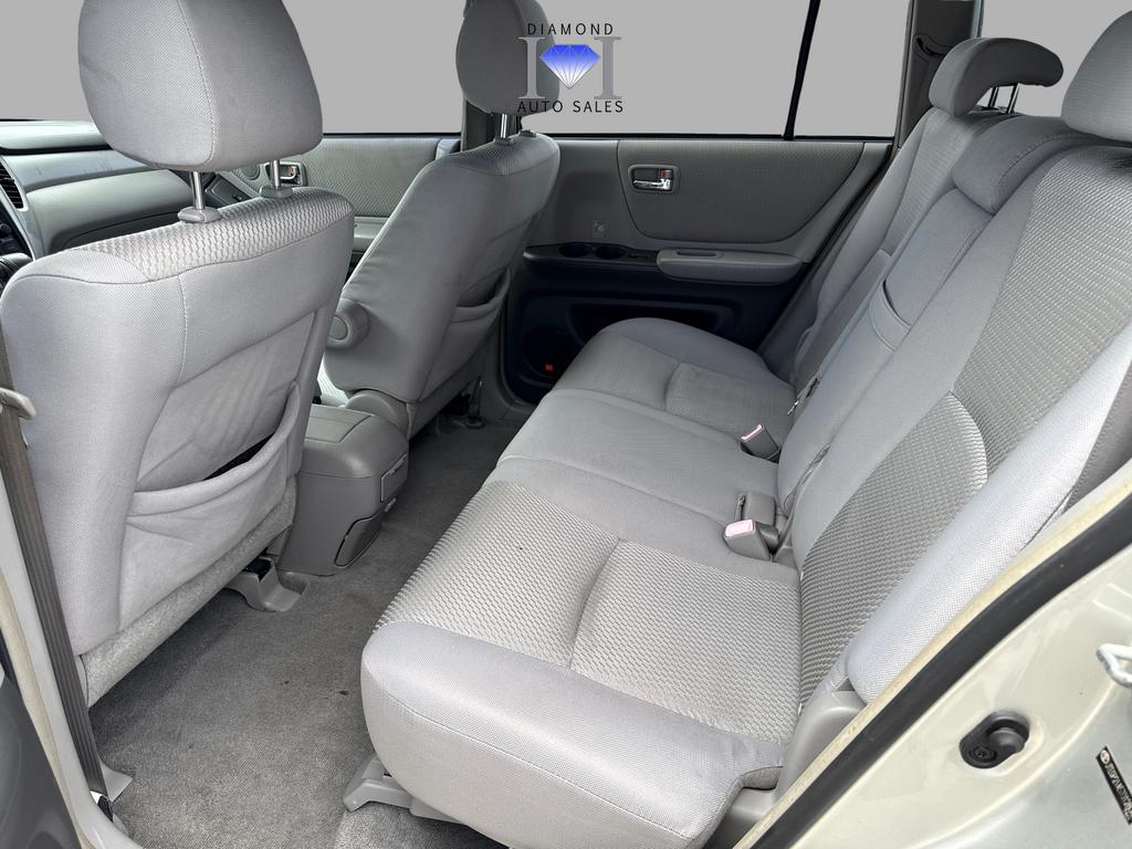2007 Toyota Highlander - $9,990