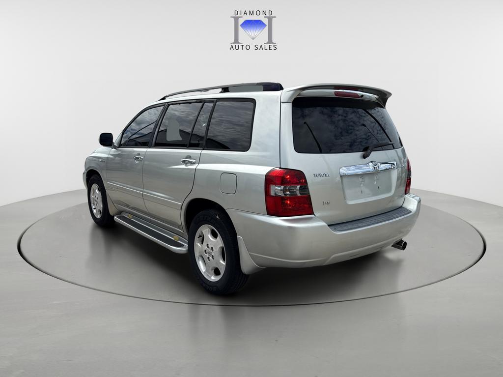 2007 Toyota Highlander - $9,990