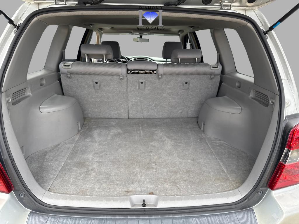 2007 Toyota Highlander - $9,990