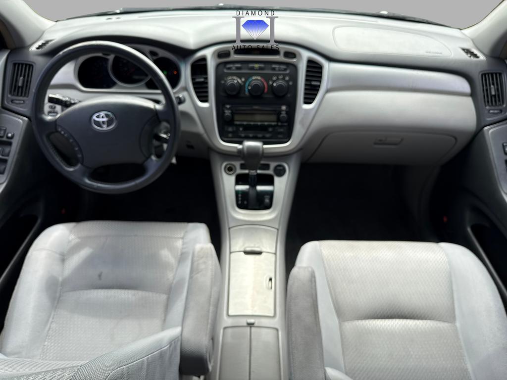 2007 Toyota Highlander - $9,990