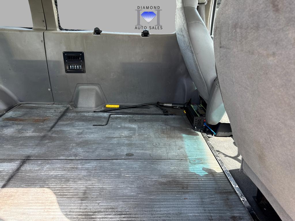 2009 Ford E-250 - $13,722