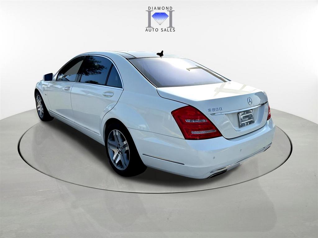 2010 Mercedes-Benz S-Class - $23,500