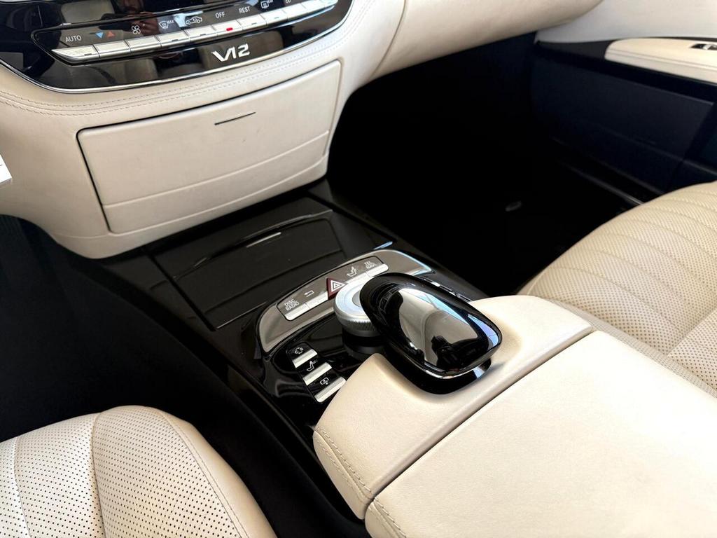 2010 Mercedes-Benz S-Class - $23,500