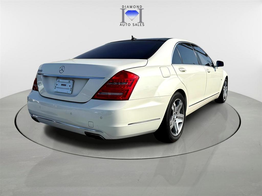 2010 Mercedes-Benz S-Class - $23,500