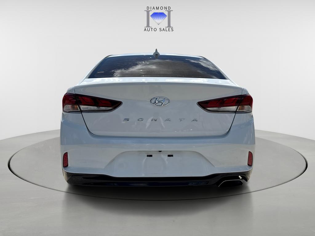 2018 Hyundai Sonata - $14,721