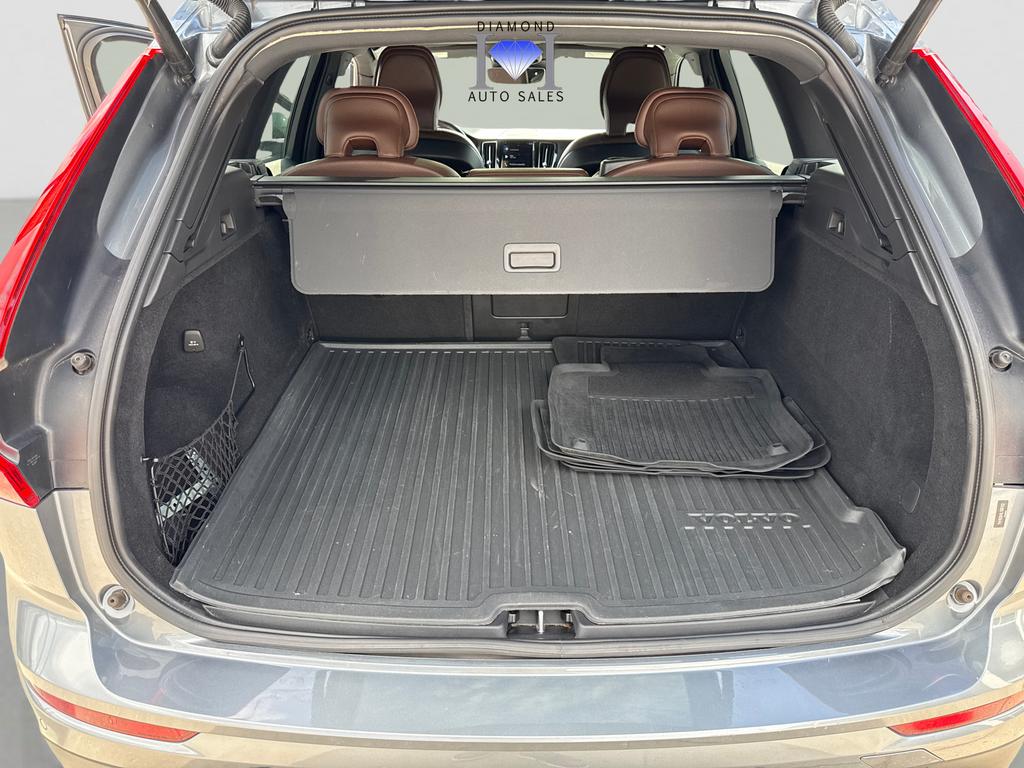 2020 Volvo XC60 - $20,712