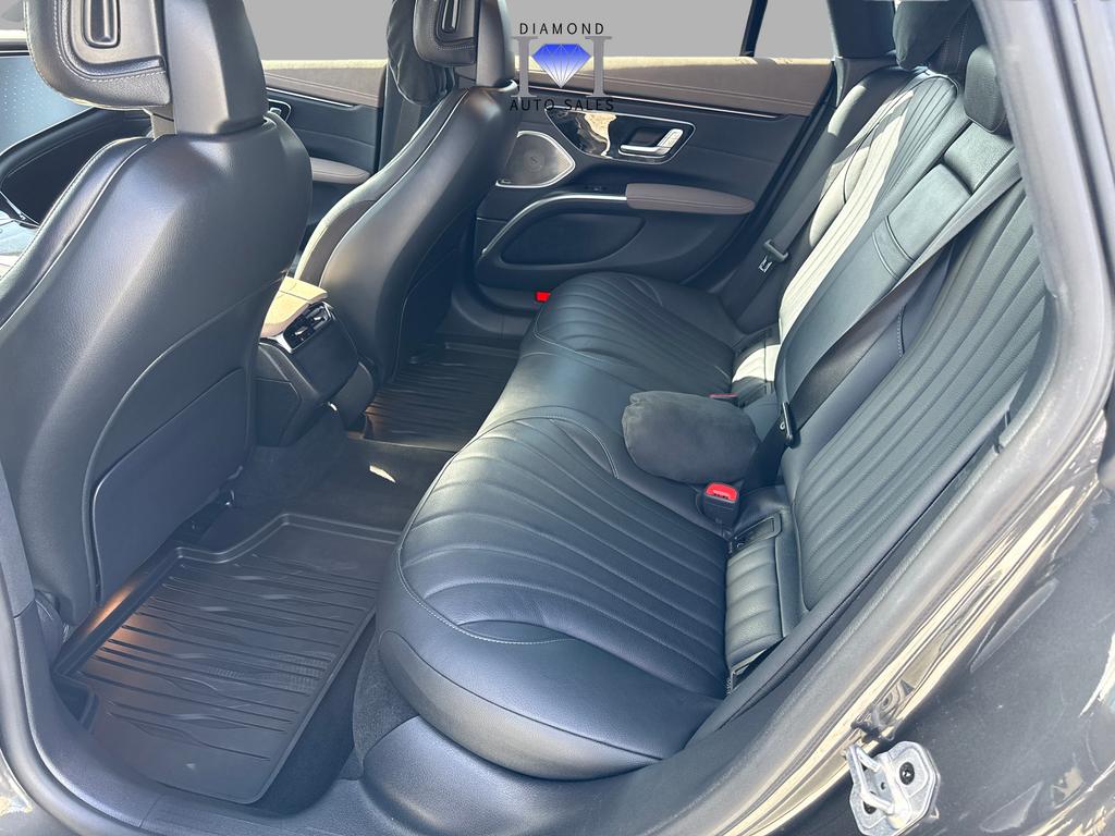 2022 Mercedes-Benz Eqs-class Sedan - $39,972