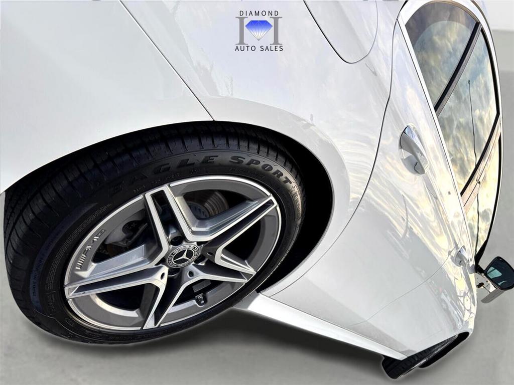 2022 Mercedes-Benz E-Class - $34,999