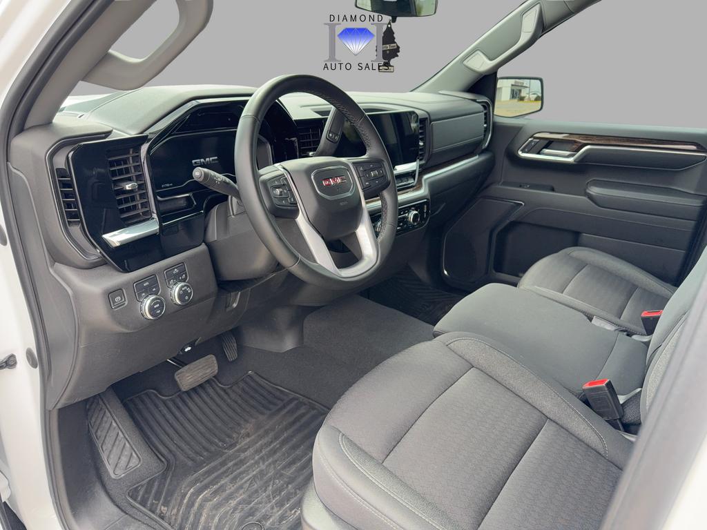 2023 GMC Sierra 1500 - $39,722