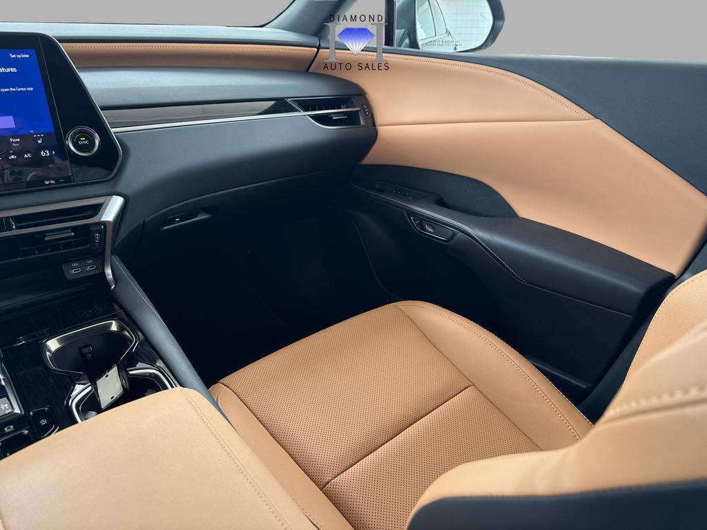 2025 Lexus ES - $50,777
