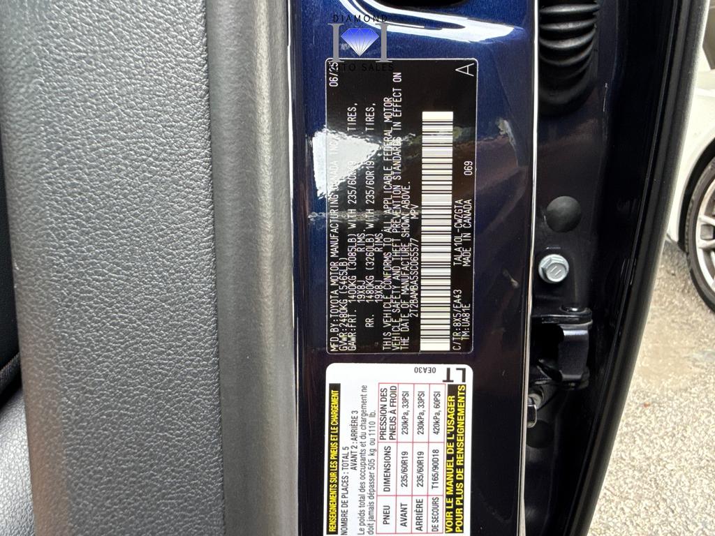 2025 Lexus ES - $50,777