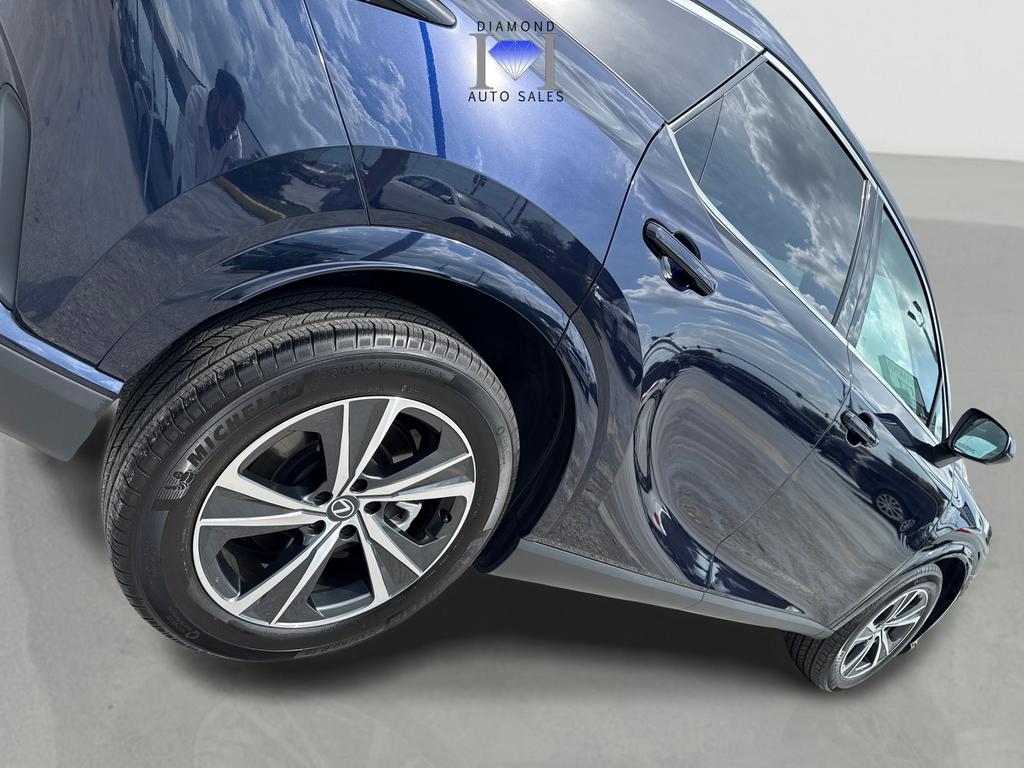 2025 Lexus ES - $50,777