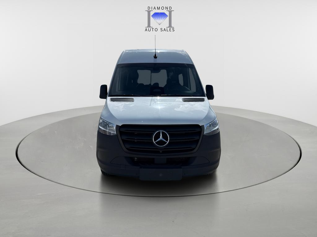 2025 Mercedes-Benz Sprinter - $48,348