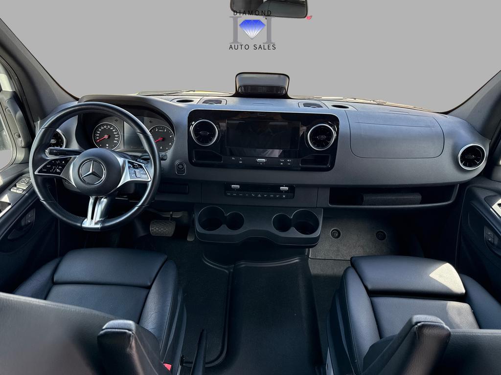 2025 Mercedes-Benz Sprinter - $48,348