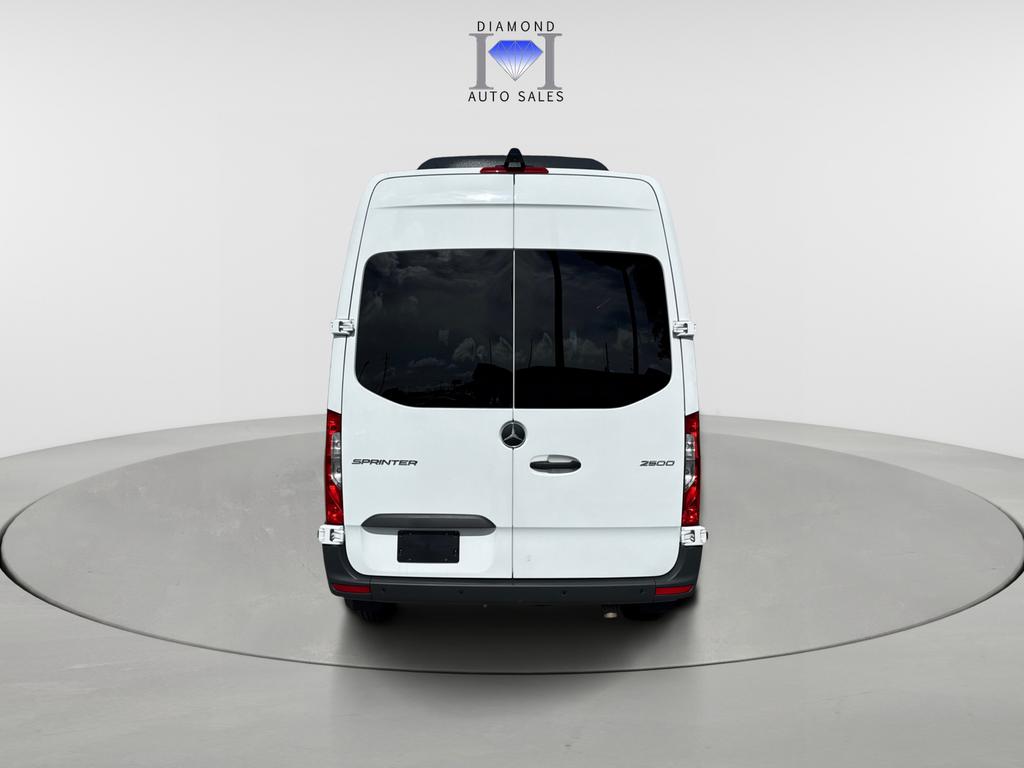 2025 Mercedes-Benz Sprinter - $48,348