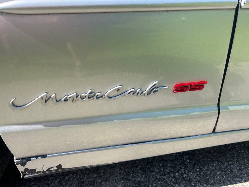 2002 Chevrolet Monte Carlo SS photo