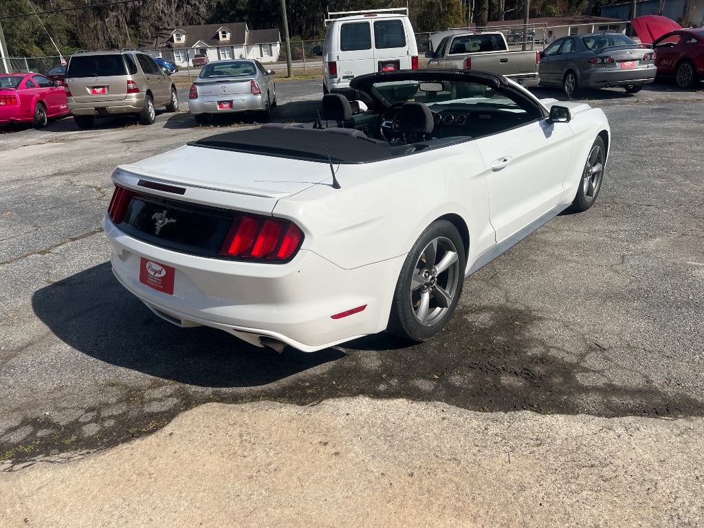 2015 Ford Mustang photo