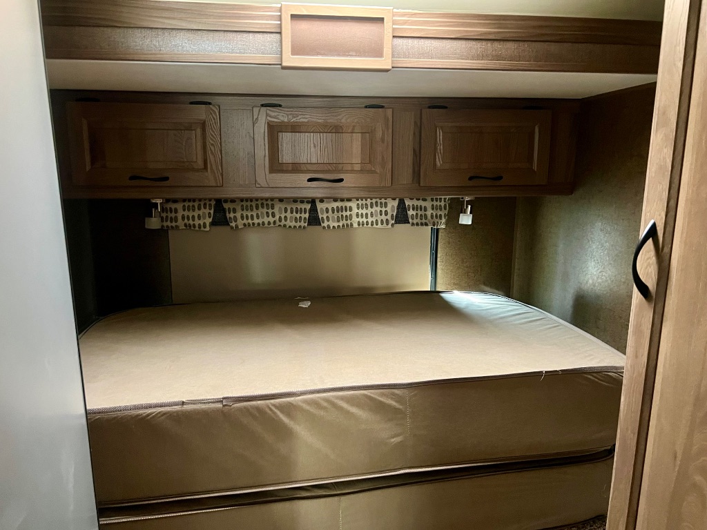 2017 Mercedes-Benz Sprinter - $64,900