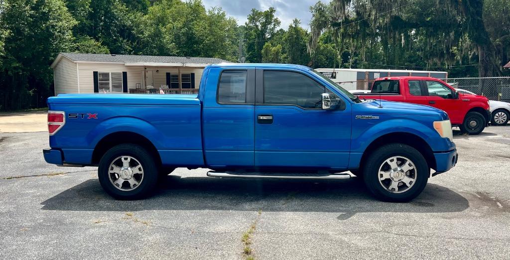 2010 Ford F-150 - $8,900