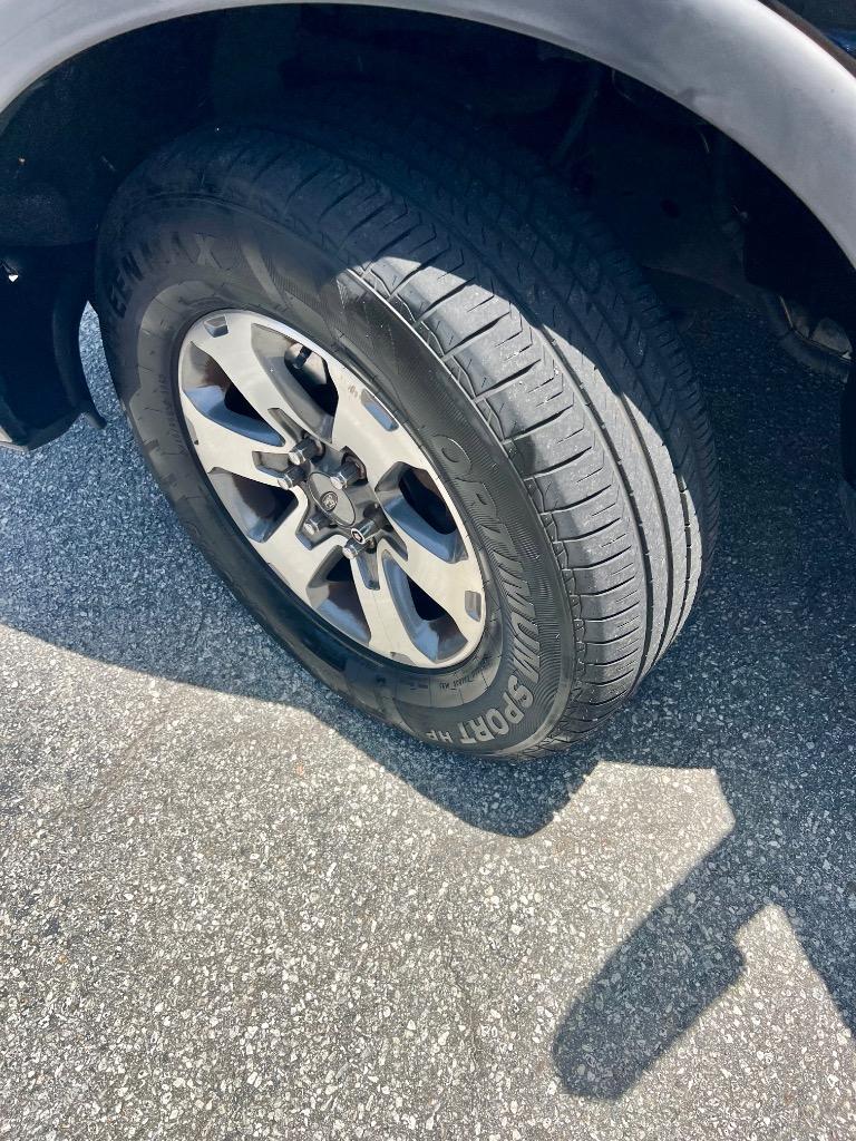 2014 Ford F-150 - $15,900
