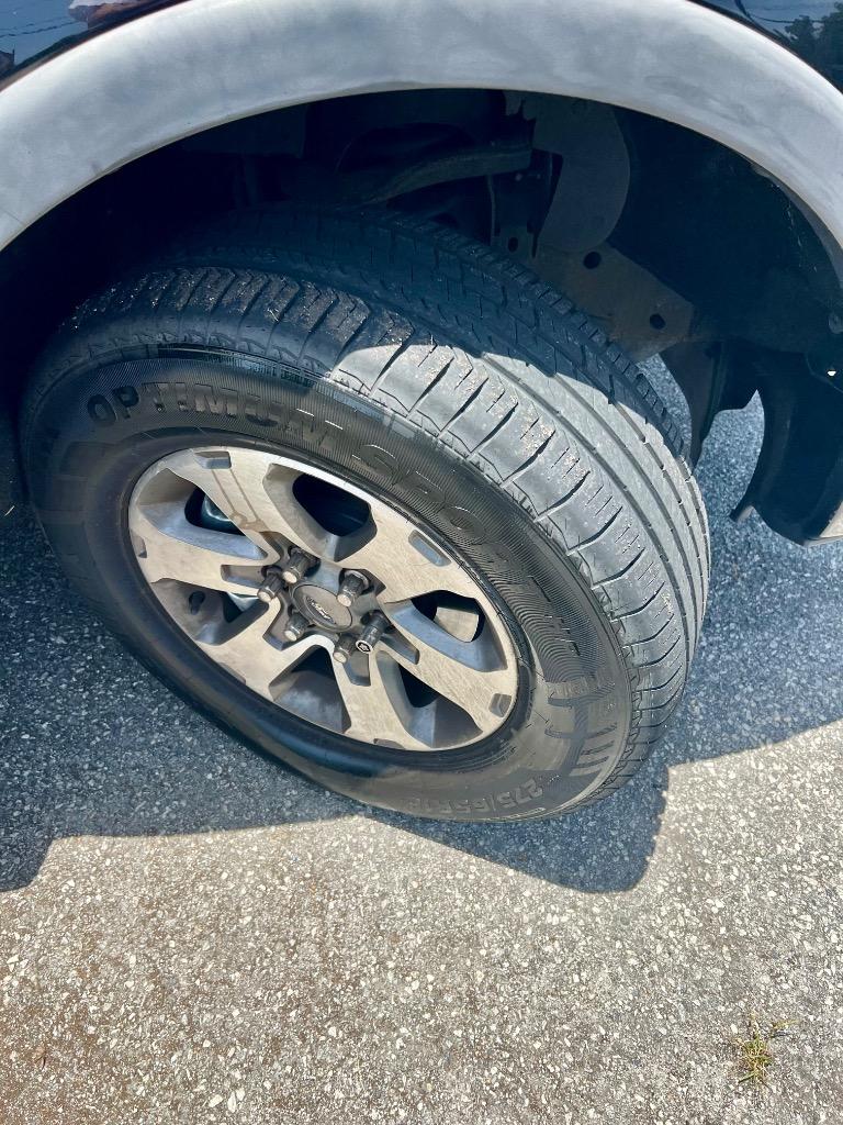 2014 Ford F-150 - $15,900