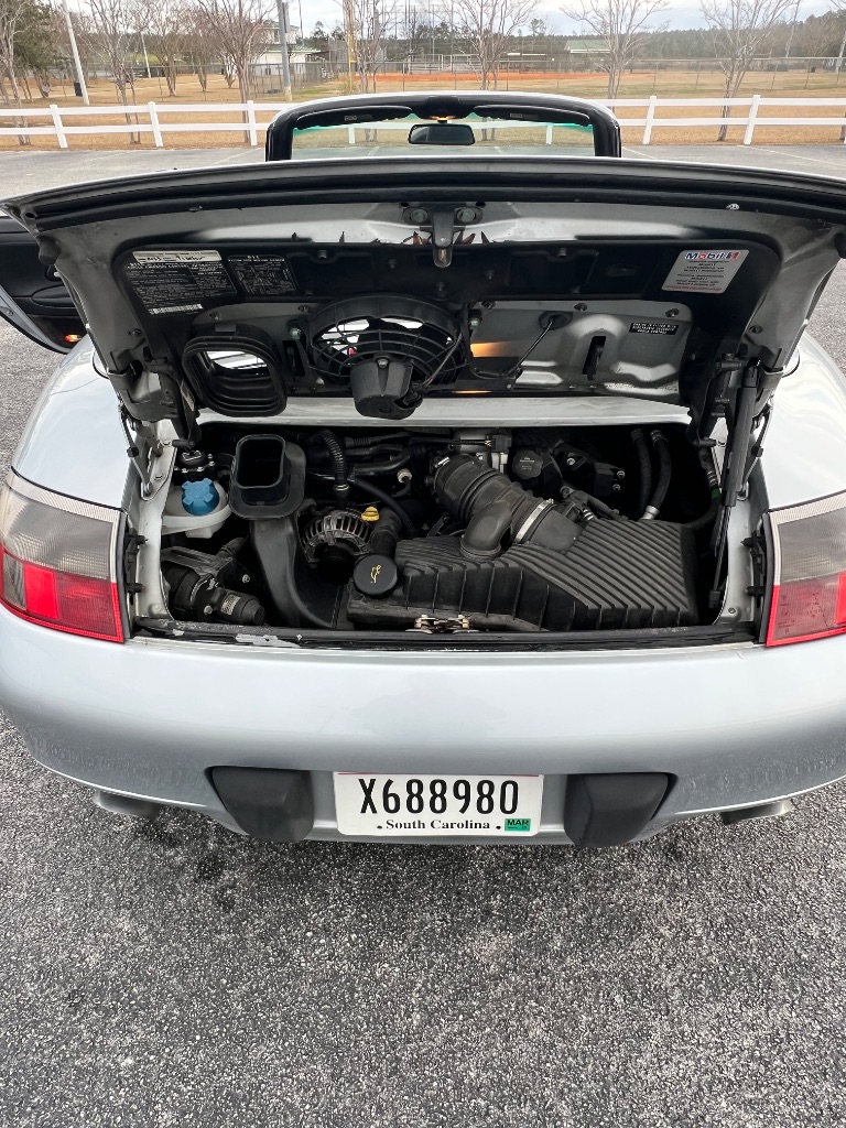 2000 Porsche 911 Carrera photo