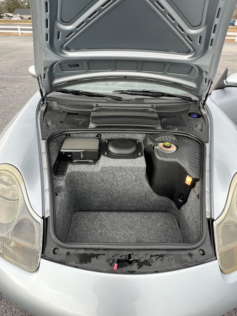 2000 Porsche 911 Carrera photo