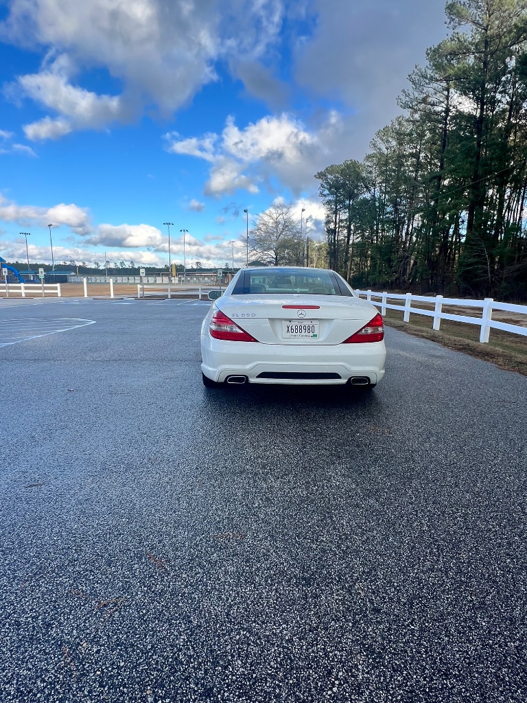 2009 Mercedes-Benz SL-Class SL550 photo