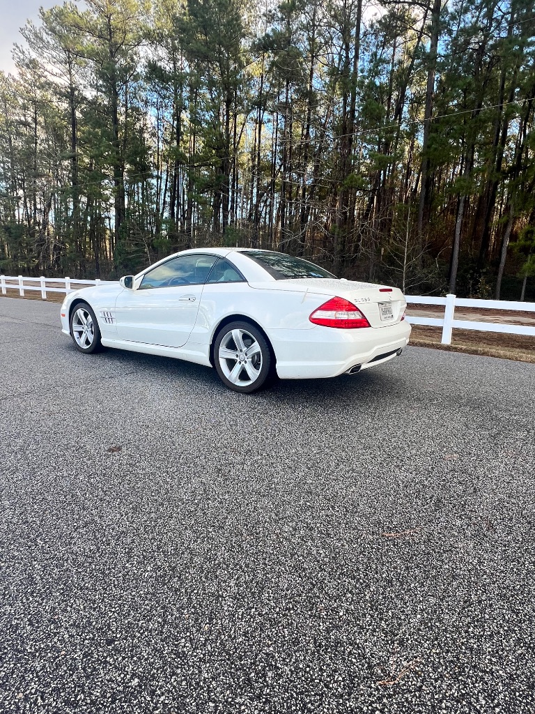 2009 Mercedes-Benz SL-Class SL550 photo