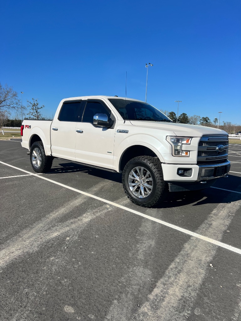 2017 Ford F150 Platinum photo