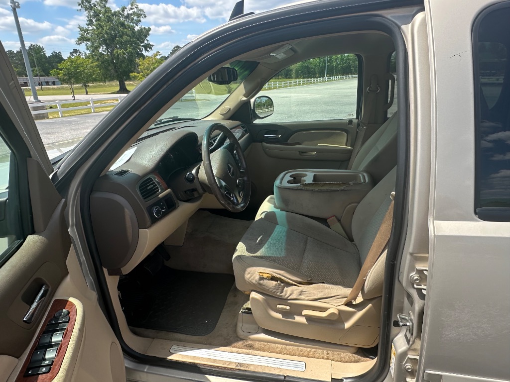 2007 GMC Yukon XL SLE 1500 photo