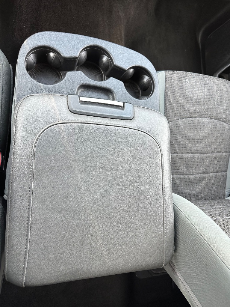 2016 RAM 1500 SLT photo