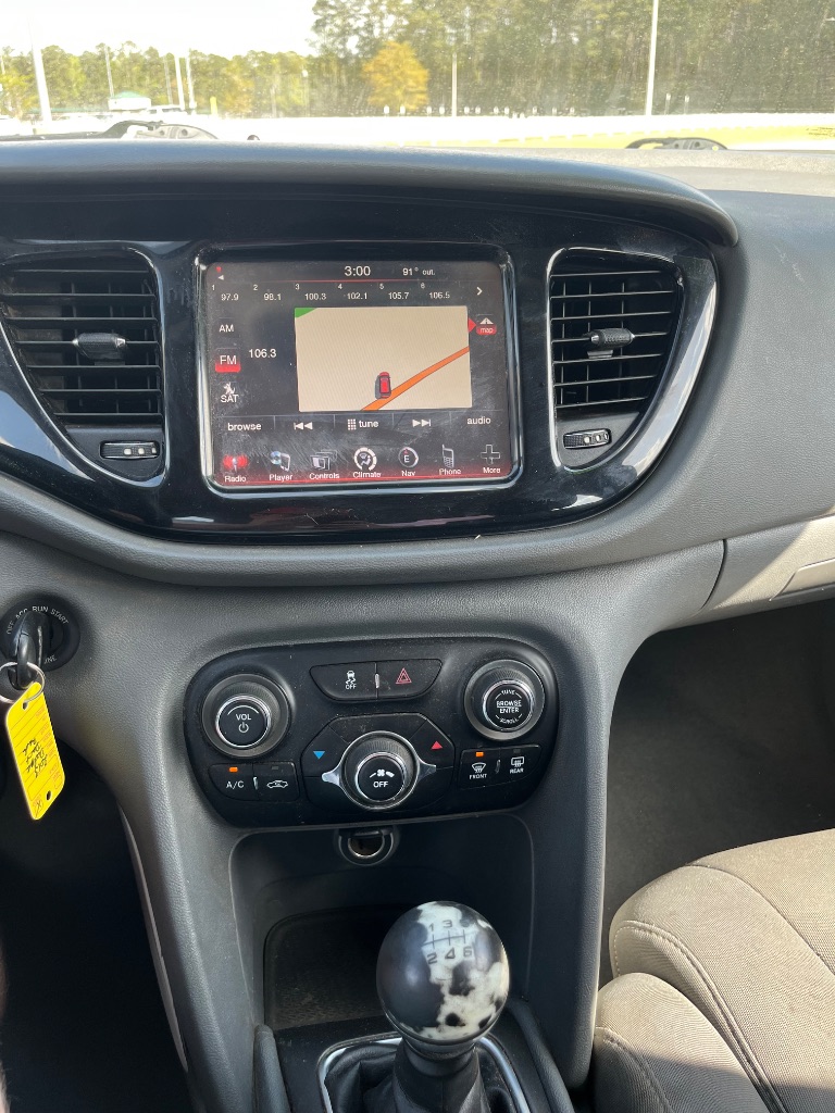 2013 Dodge Dart SXT photo