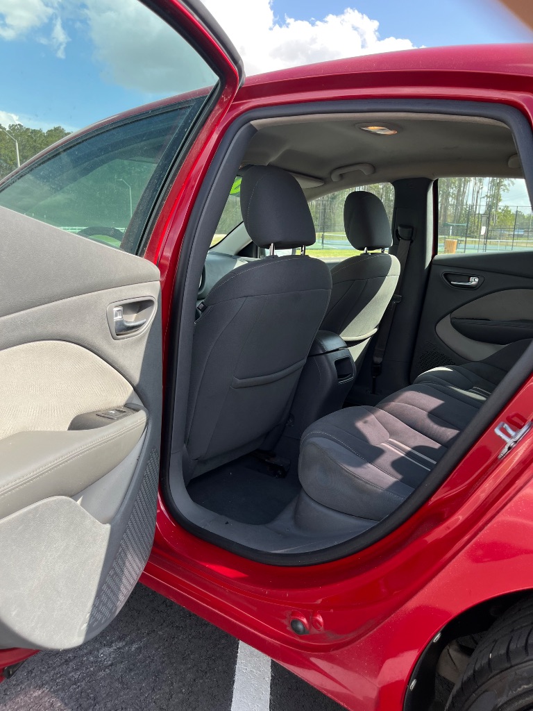 2013 Dodge Dart SXT photo