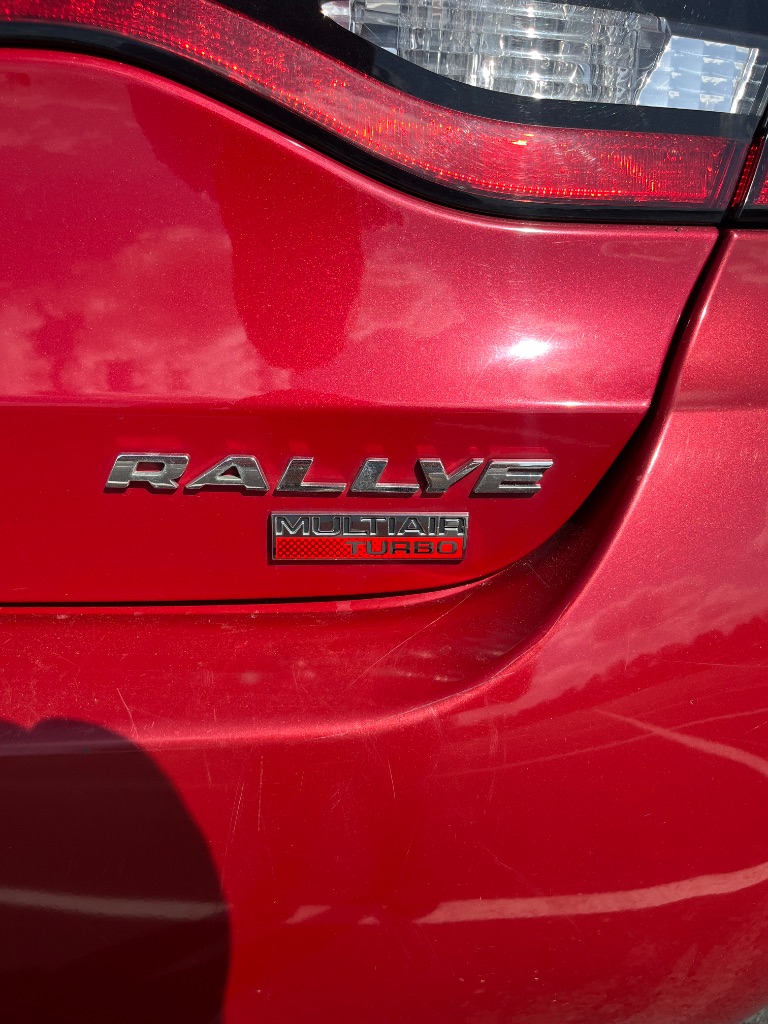 2013 Dodge Dart SXT photo