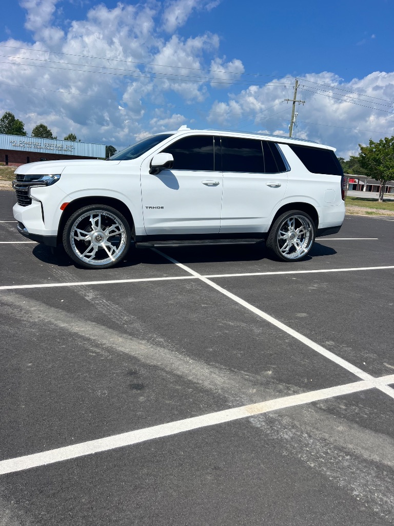 2021 Chevrolet Tahoe LT photo